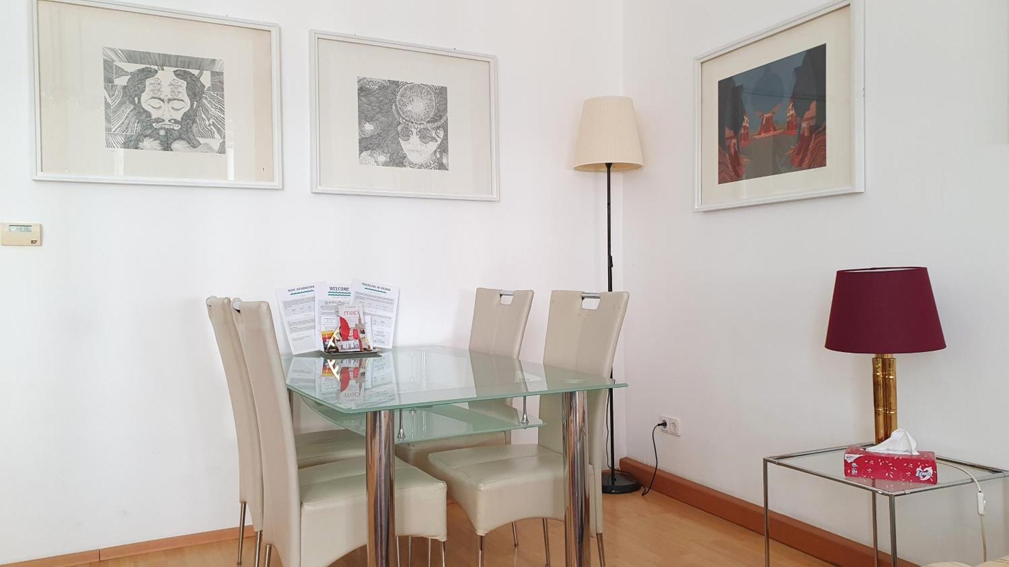 Quiet 2-room Flat, Walking Distance To Centre * Vienne